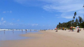 Гостиница Chale Mamelucos Em Frente A Praia Do Flamengo Salvador Bahia  Сальвадор